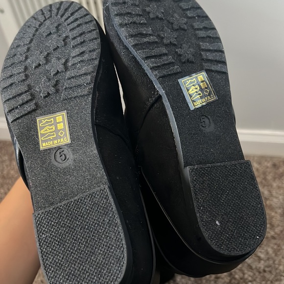 Suede Warm Black Knee High Boots 1 Pair! - Picture 5 of 11